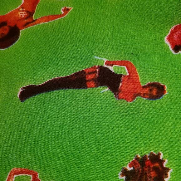 Pin Up Girl Print Coquette Wrap/Scarf Multi Color Art To Wear Model Strike Pose - Picture 6 of 10